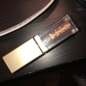 Stila glitter shadow
